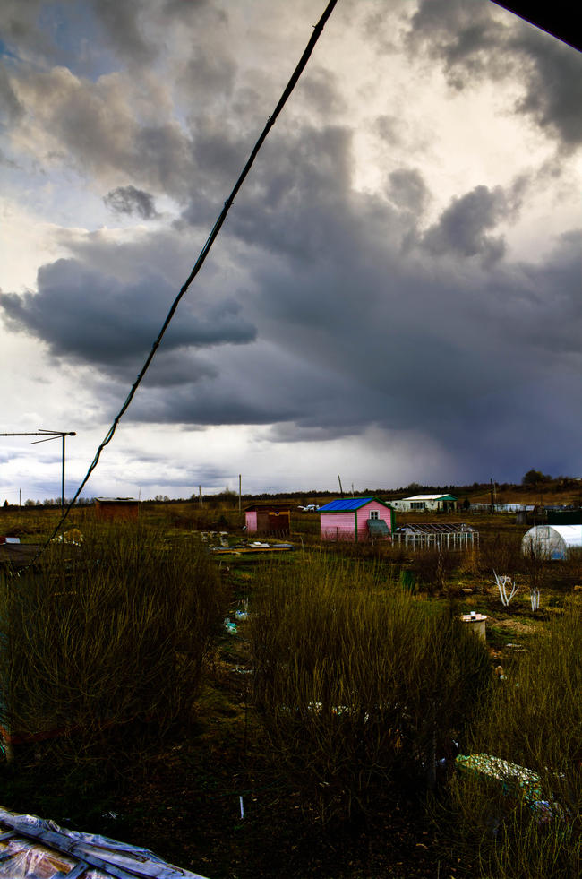 Летит гроза