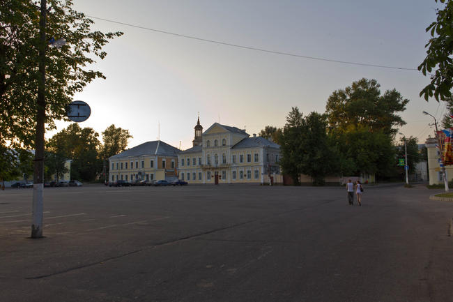 Центральная площадь